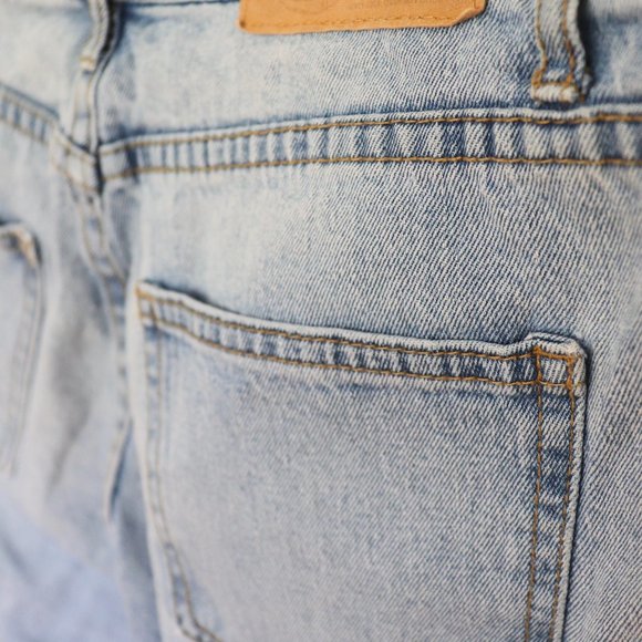 Cheap Monday Crop Denim - Picture 4 of 6